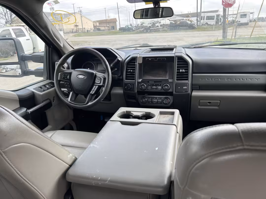 2020 Ford F-250 SD - 1FT7W2B64LEE46783 - Image #5