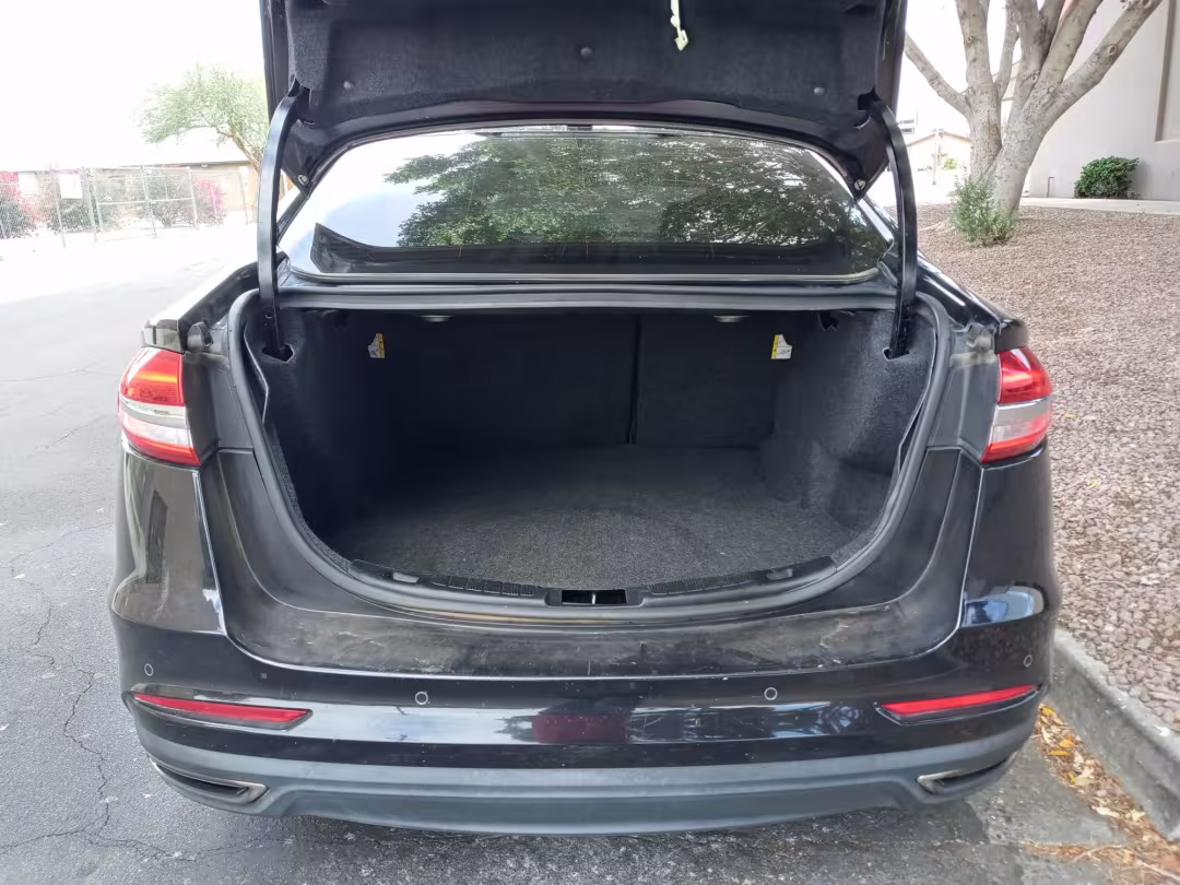2020 Ford Fusion - 3FA6P0D96LR191805 - Image #19
