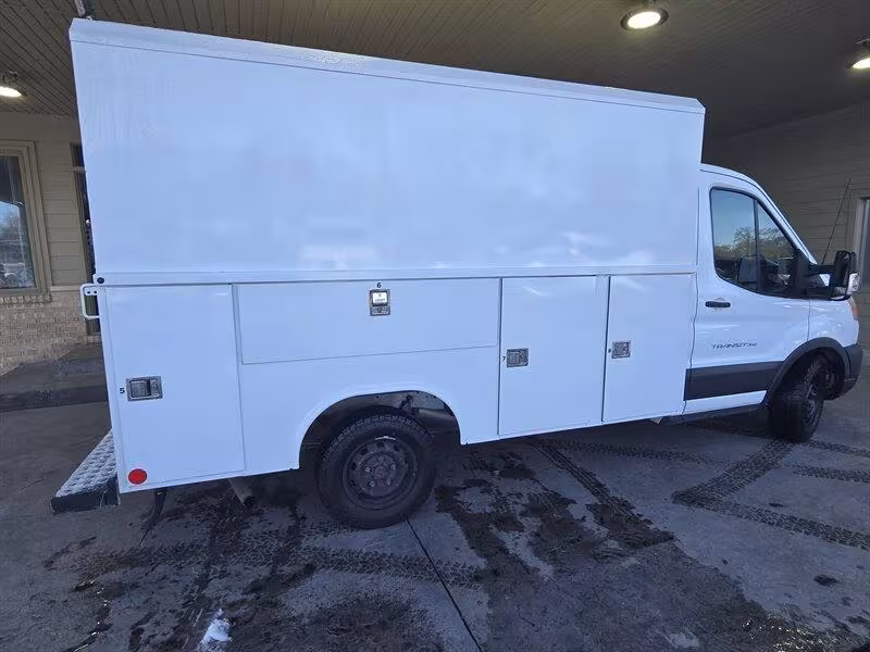 2020 Ford Transit - 1FDBW5P8XLKB65025 - Image #3