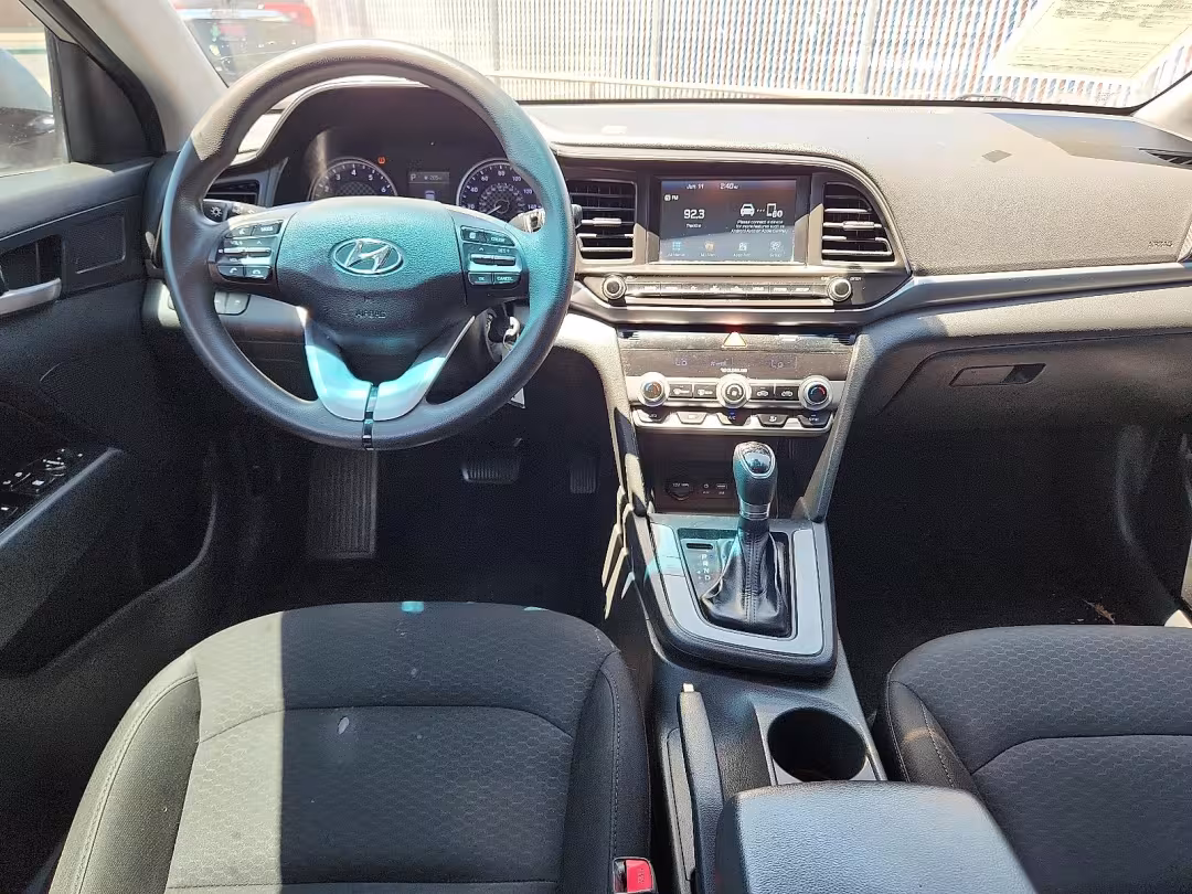 2020 Hyundai Elantra - 5NPD84LF7LH594157 - Image #6