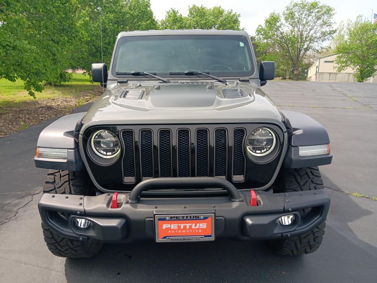 2020 Jeep Wrangler - 1C4HJXFN3LW265508 - Image #2