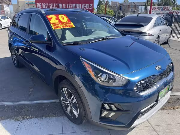 2020 Kia Niro Plug In Hybrid - KNDCM3LD7L5401005 - Image #1