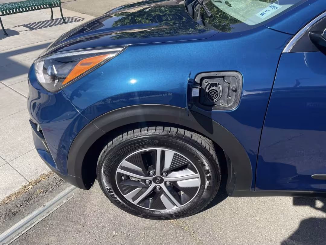 2020 Kia Niro Plug In Hybrid - KNDCM3LD7L5401005 - Image #6