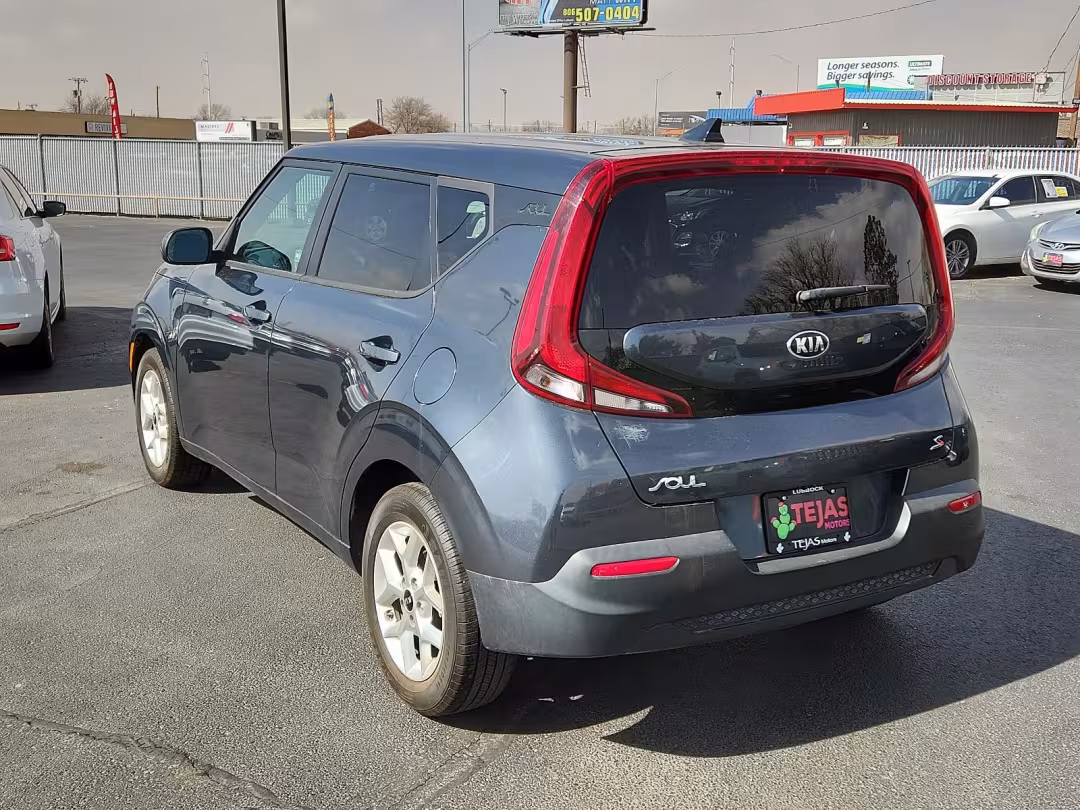 2020 Kia Soul - KNDJ23AU4L7113026 - Image #2