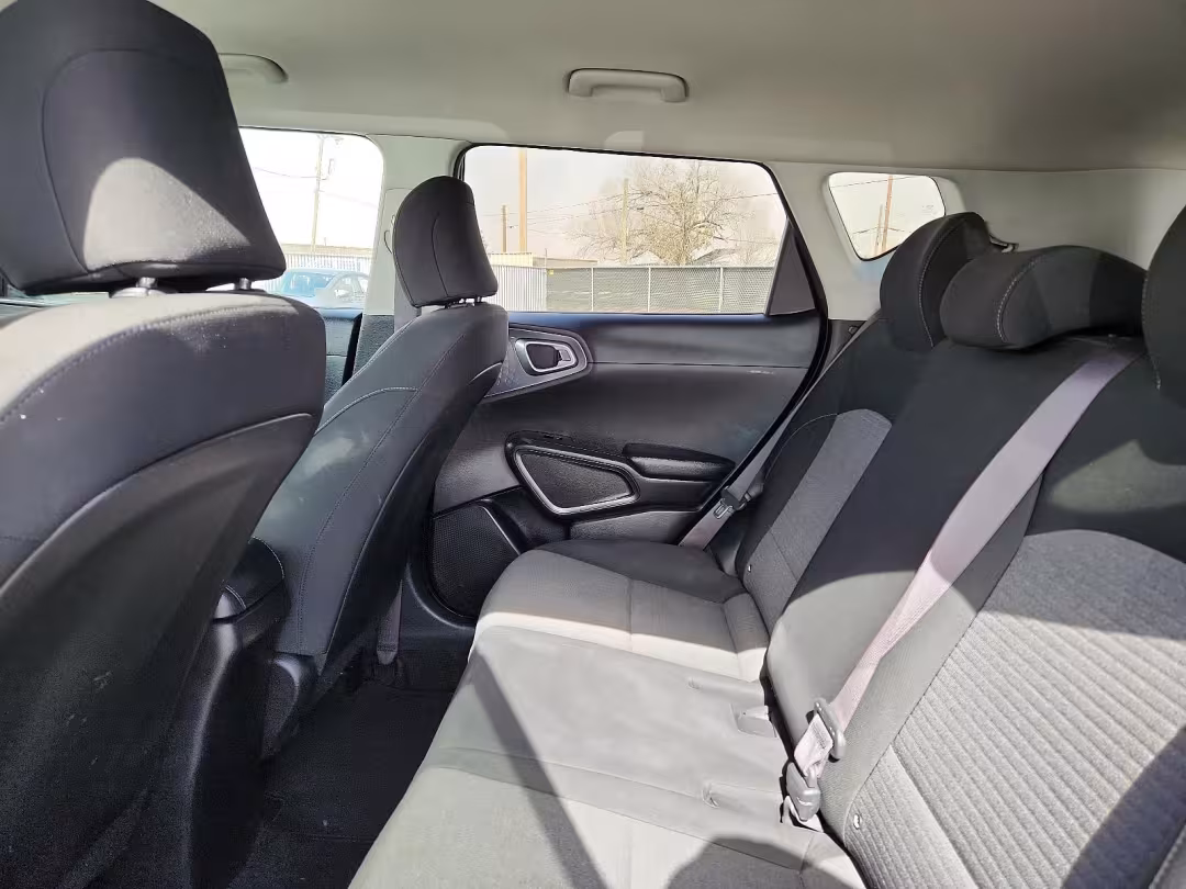 2020 Kia Soul - KNDJ23AU4L7113026 - Image #4