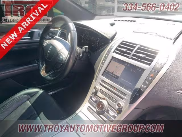 2020 Lincoln MKZ - 3LN6L5E96LR602472 - Image #11