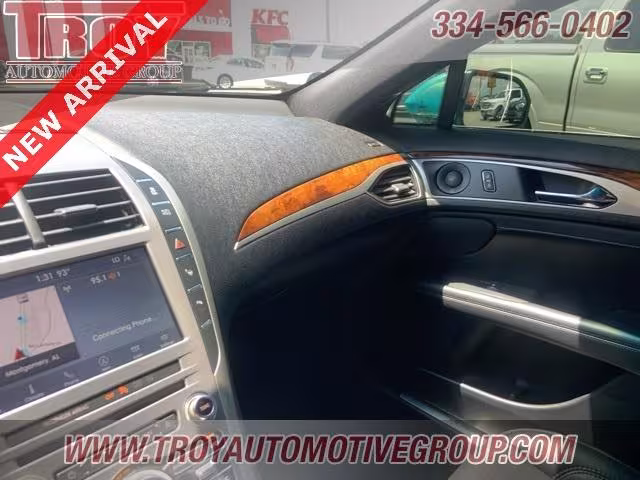 2020 Lincoln MKZ - 3LN6L5E96LR602472 - Image #31