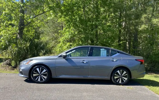 2020 Nissan Altima - 1N4BL4EV1LC158867 - Image #3