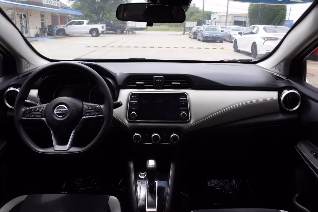 2020 Nissan Versa - 3N1CN8EV3LL847350 - Image #16