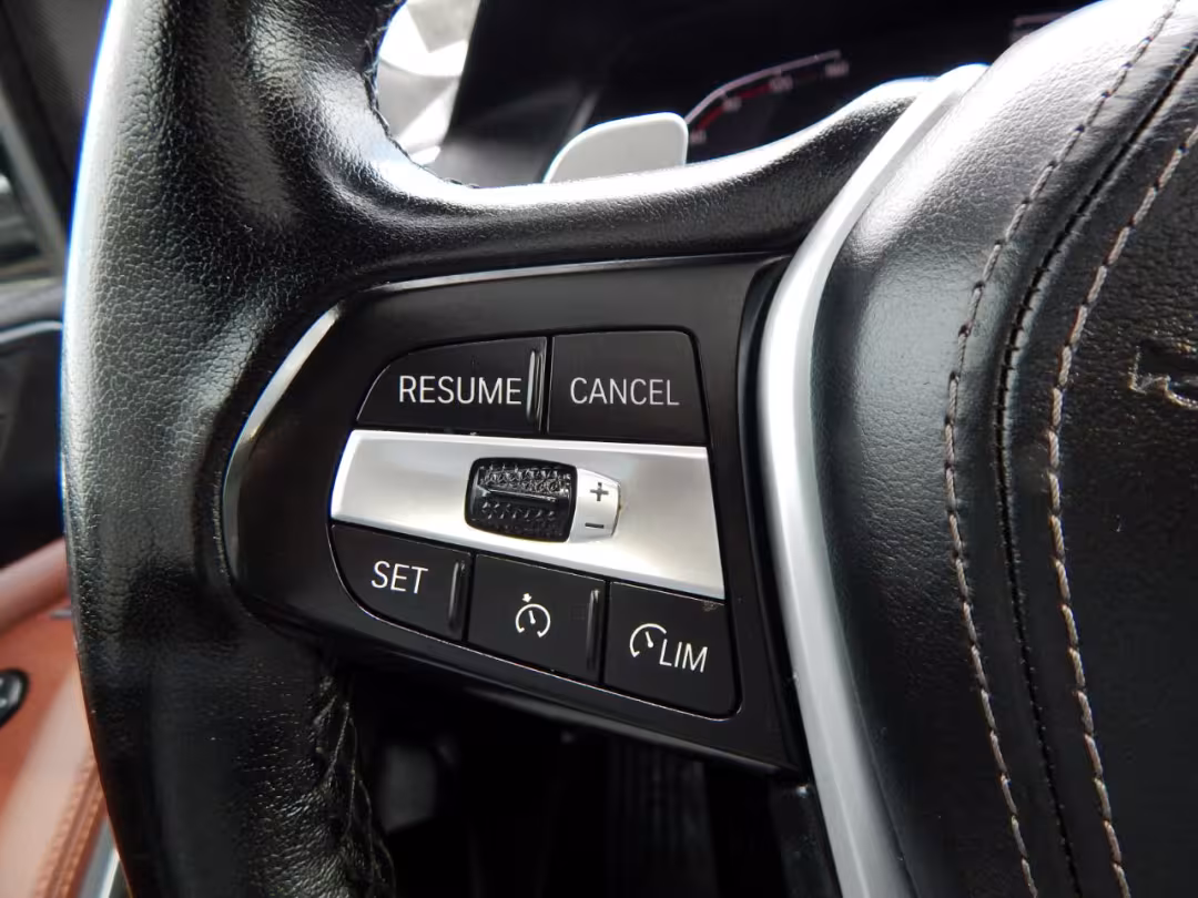 2021 BMW X5 - 5UXCR6C07M9G45541 - Image #21