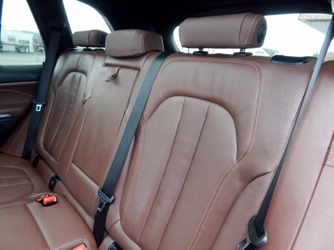2021 BMW X5 - 5UXCR6C07M9G45541 - Image #34