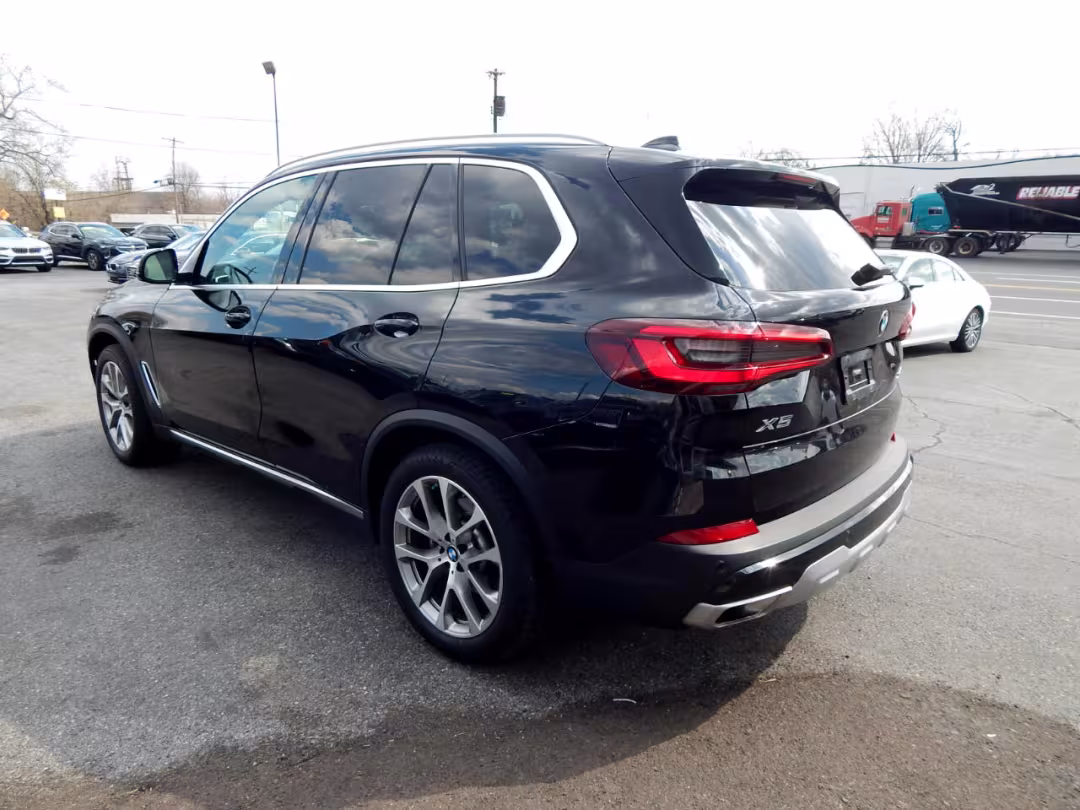 2021 BMW X5 - 5UXCR6C07M9G45541 - Image #7
