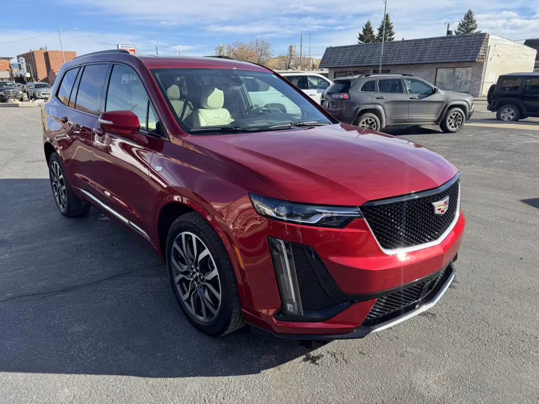 2021 Cadillac XT6 - 1GYKPGRS2MZ140645 - Image #1