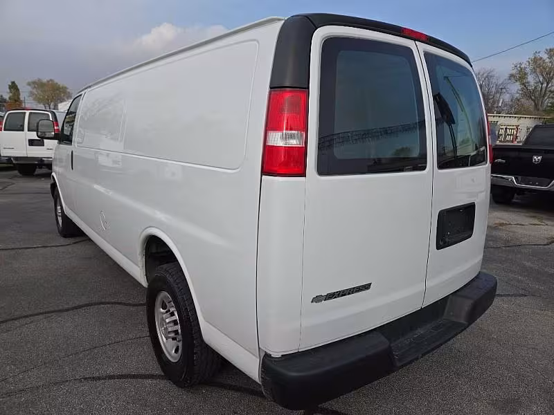 2021 Chevrolet Express - 1GCWGBF70M1307349 - Image #2