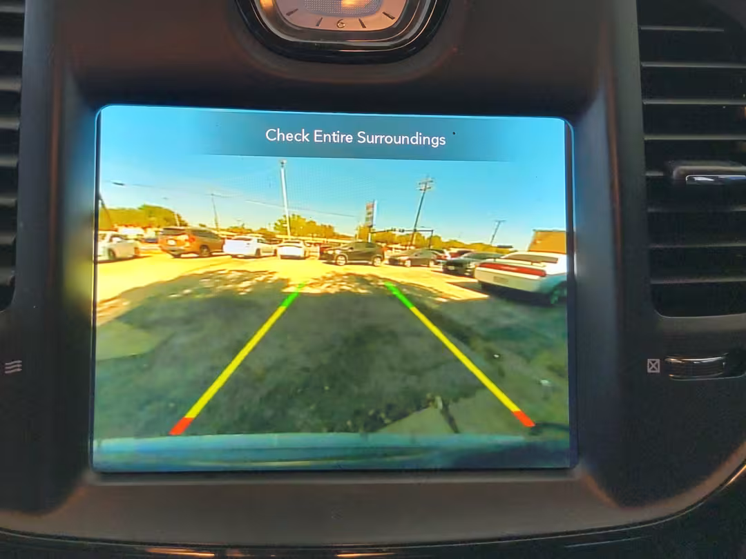2021 Chrysler 300 - 2C3CCABG1MH528933 - Image #2
