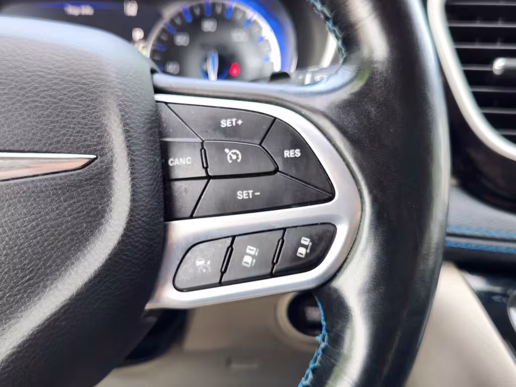 2021 Chrysler Pacifica - 2C4RC3BG7MR549328 - Image #21