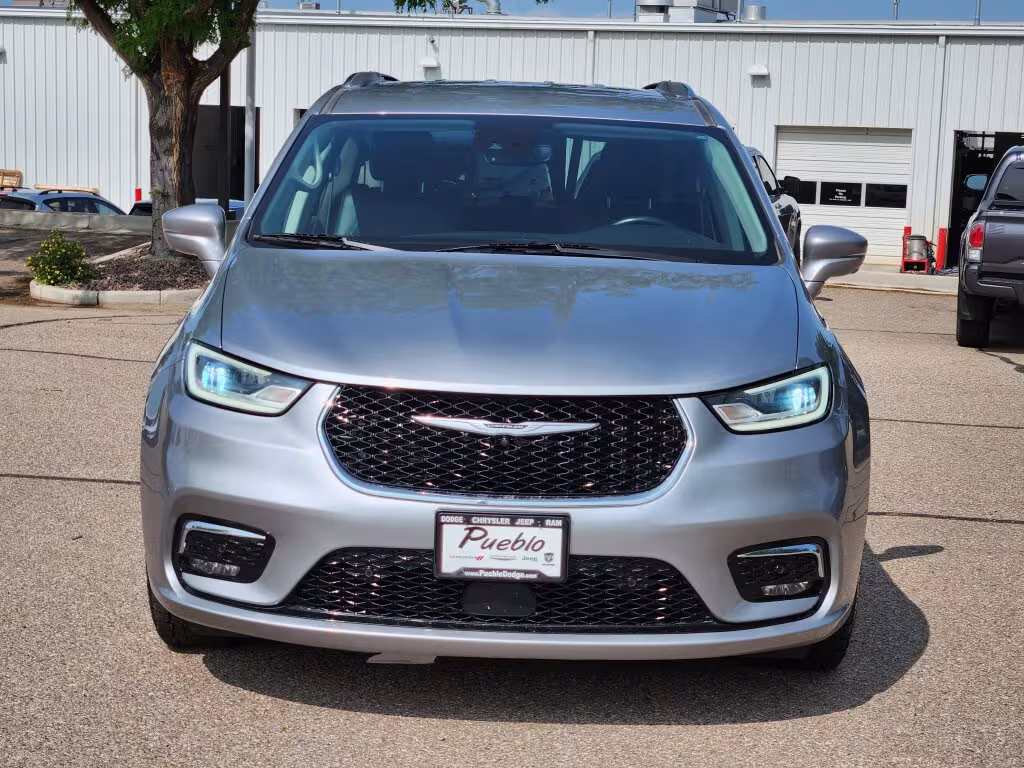 2021 Chrysler Pacifica - 2C4RC3BG7MR549328 - Image #6
