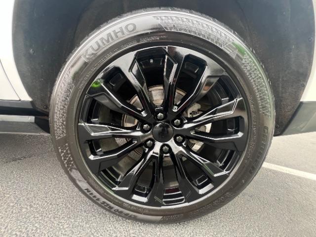 2021 GMC Yukon - 1GKS2DKL7MR278949 - Image #12