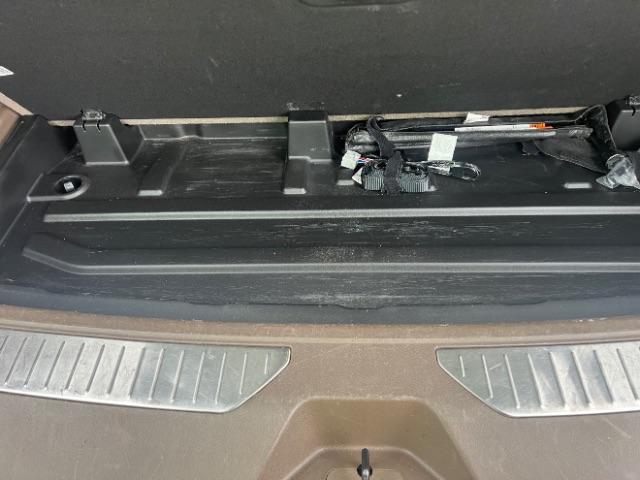 2021 GMC Yukon - 1GKS2DKL7MR278949 - Image #35
