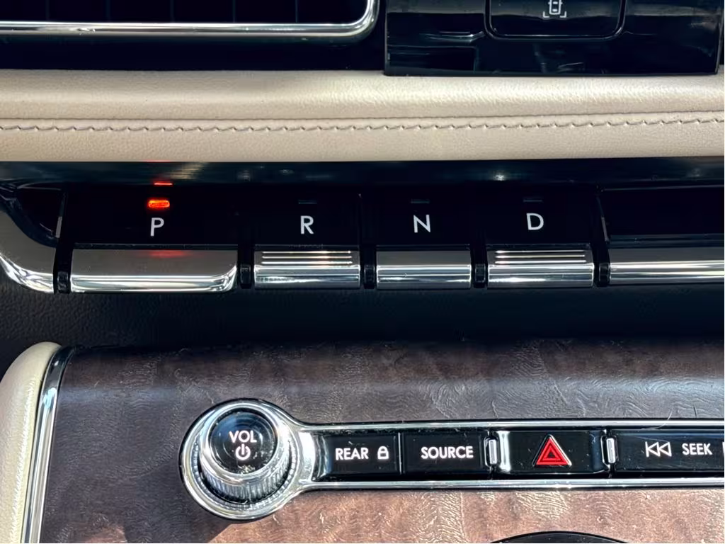 2021 Lincoln Aviator - 5LM5J7XC9MGL17373 - Image #15