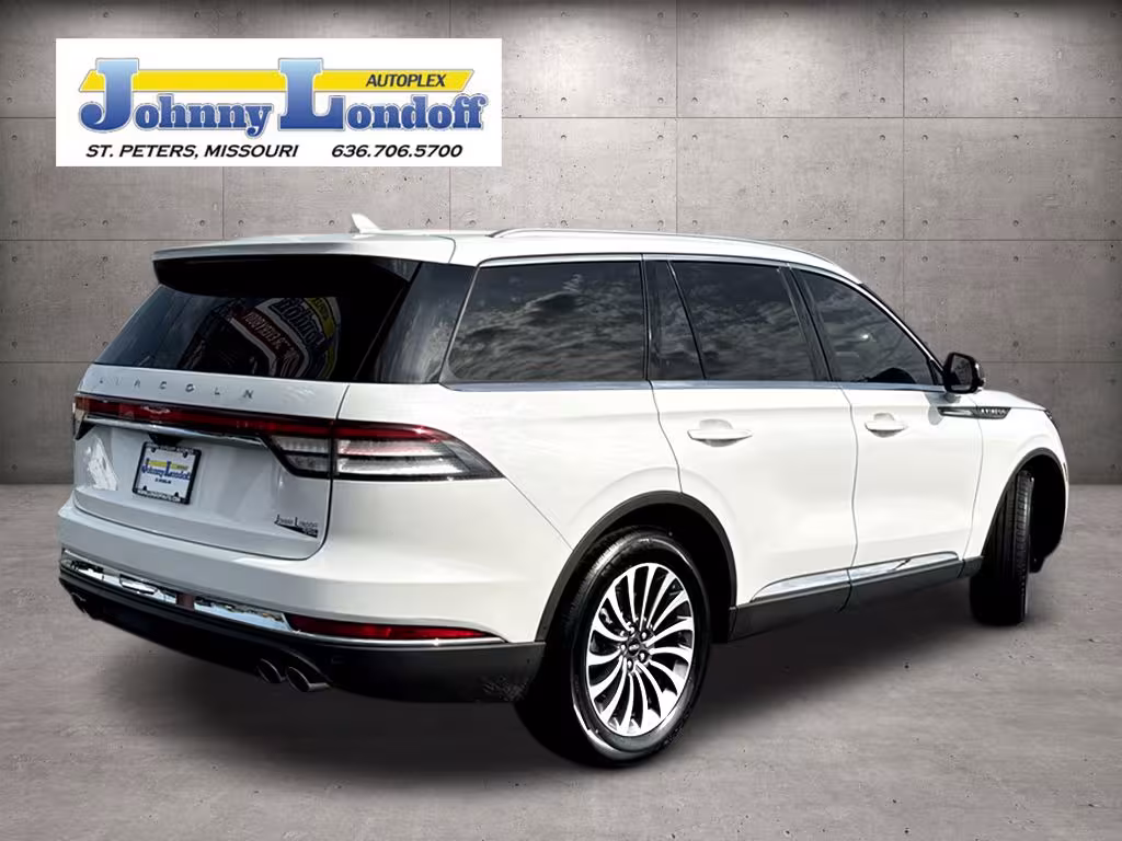2021 Lincoln Aviator - 5LM5J7XC9MGL17373 - Image #2