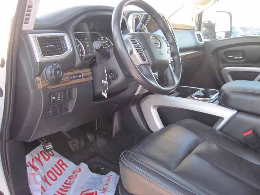 2021 Nissan Titan - 1N6AA1ED5MN509428 - Image #10