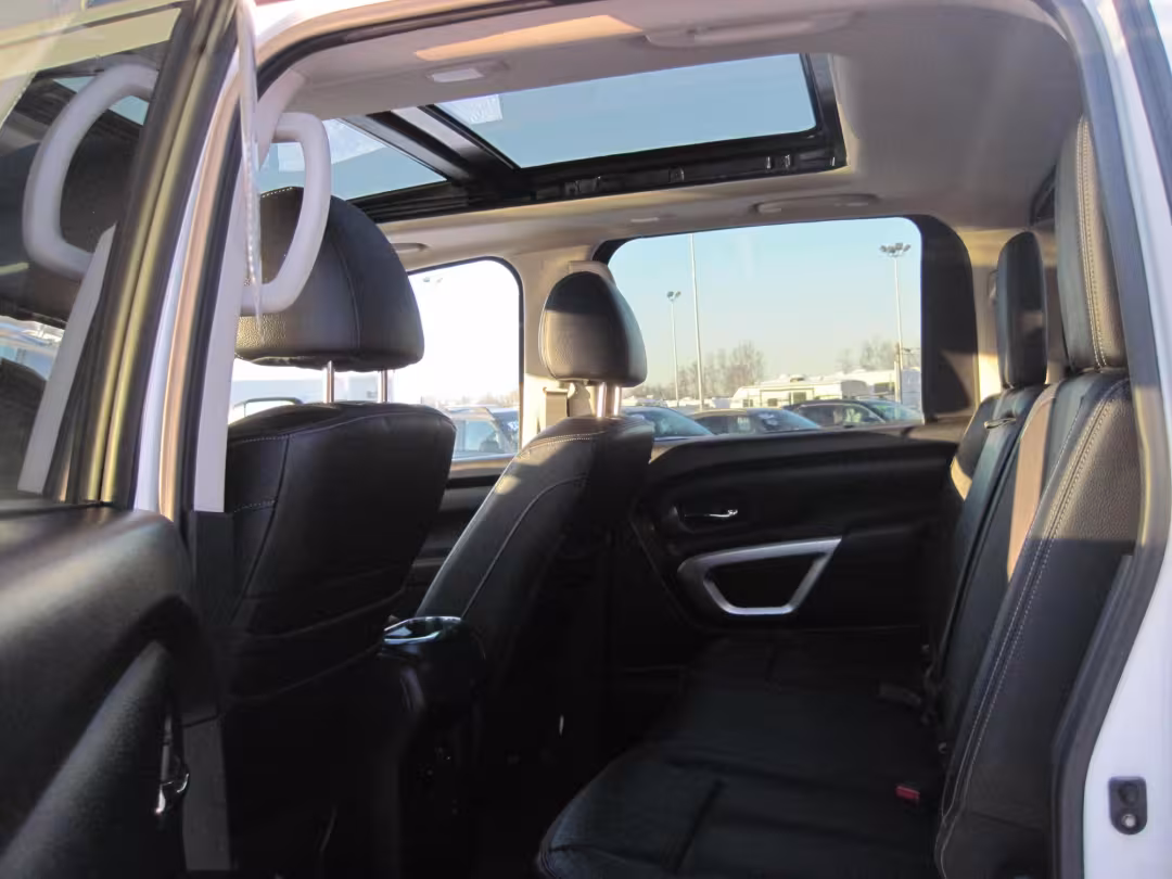 2021 Nissan Titan - 1N6AA1ED5MN509428 - Image #4