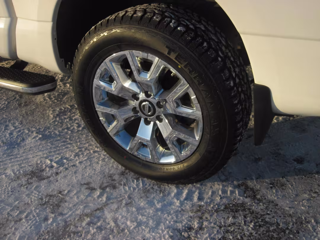 2021 Nissan Titan - 1N6AA1ED5MN509428 - Image #5
