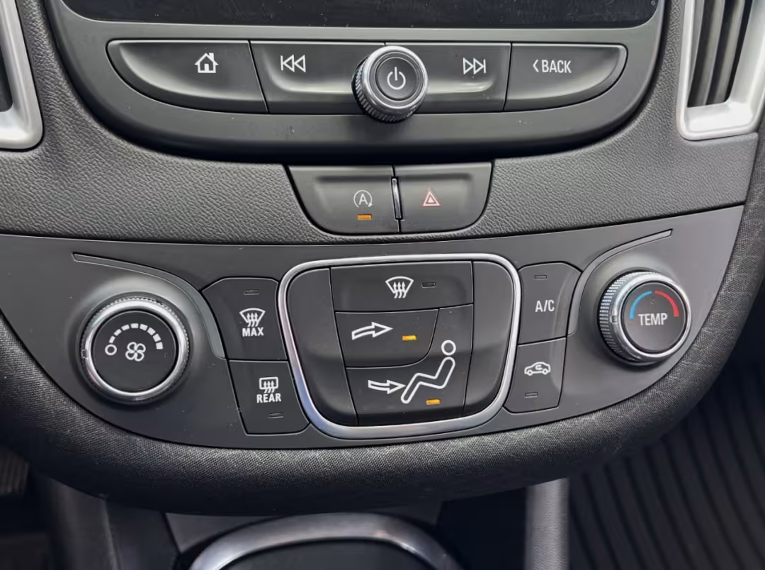 2022 Chevrolet Malibu - 1G1ZG5STXNF134048 - Image #26