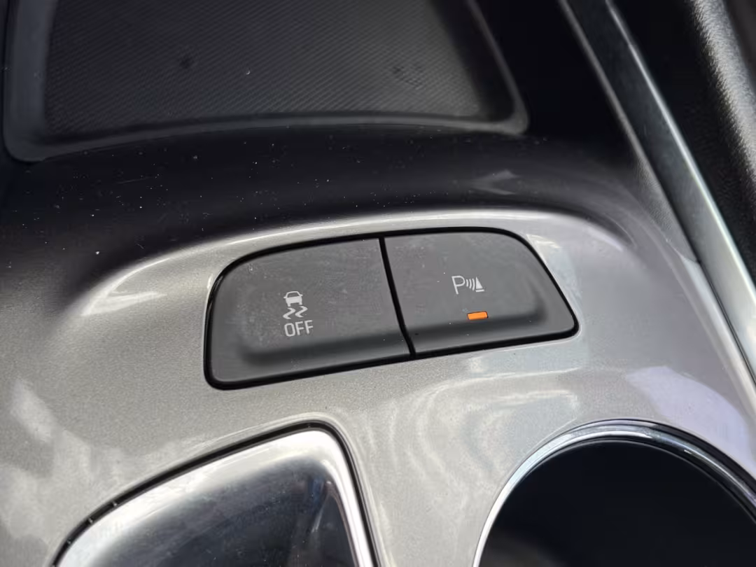 2022 Chevrolet Malibu - 1G1ZG5STXNF134048 - Image #28