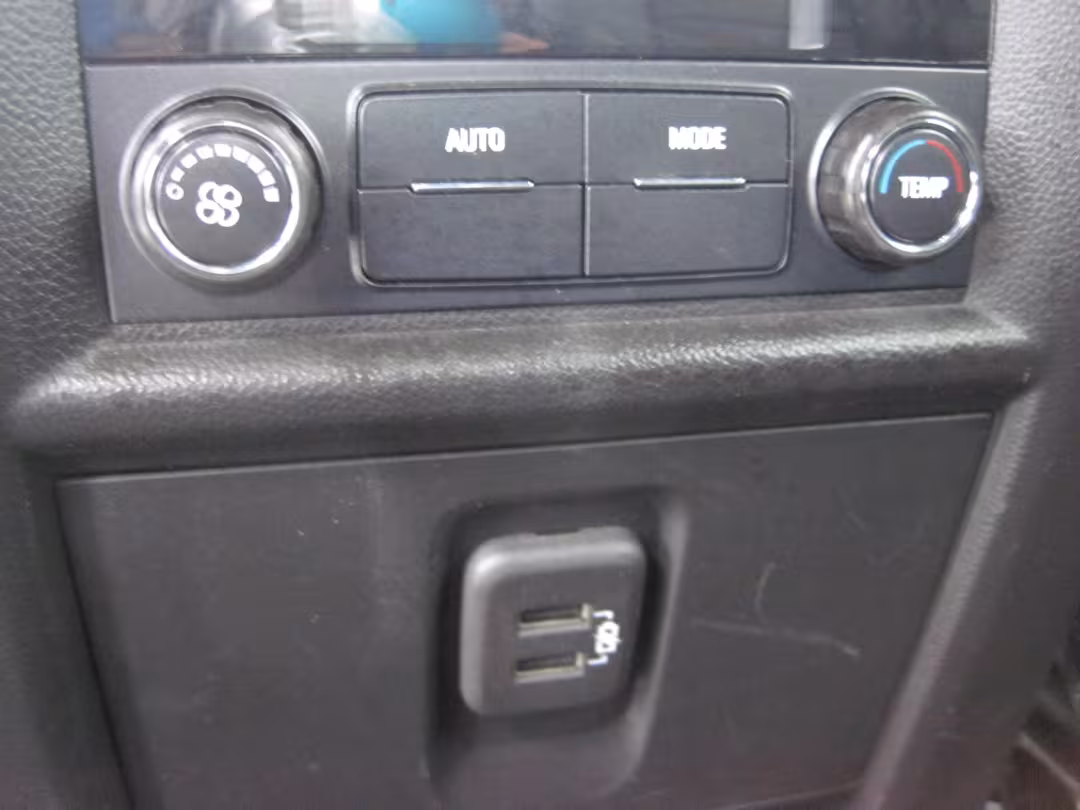 2022 Chevrolet Traverse - 1GNEVHKW0NJ151310 - Image #8