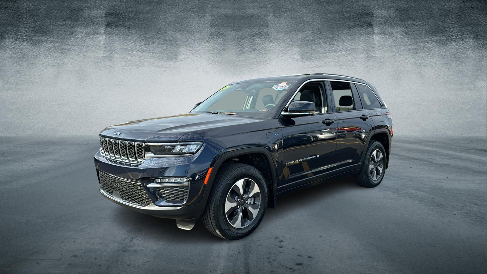 2022 Jeep Grand Cherokee 4xe - 1C4RJYB66N8749222 - Image #1