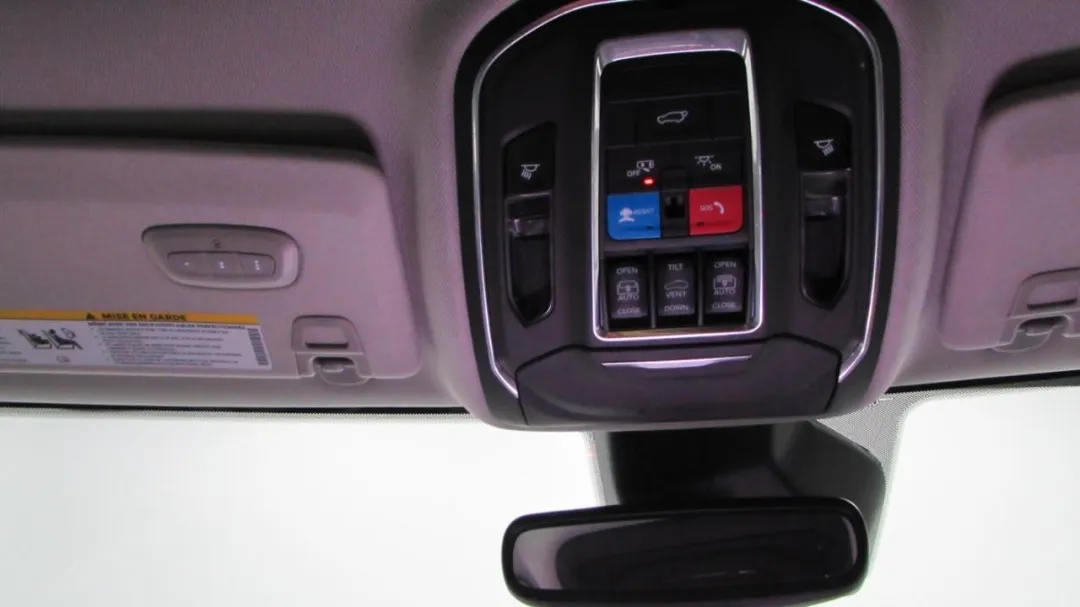 2022 Jeep Grand Cherokee L - 1C4RJKBG8N8526329 - Image #18