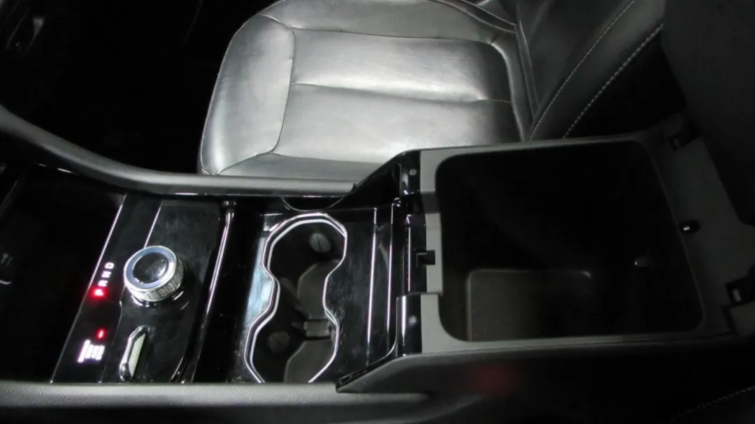 2022 Jeep Grand Cherokee L - 1C4RJKBG8N8526329 - Image #22