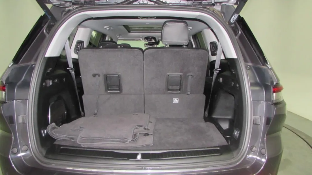 2022 Jeep Grand Cherokee L - 1C4RJKBG8N8526329 - Image #29