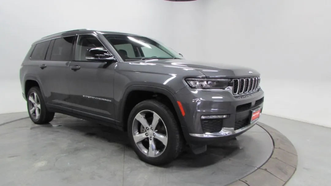 2022 Jeep Grand Cherokee L - 1C4RJKBG8N8526329 - Image #31