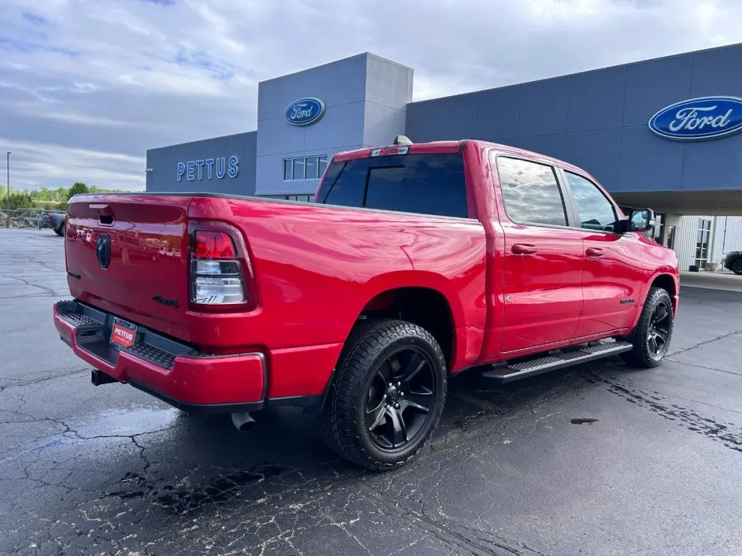 2022 Ram 1500 - 1C6RRFFG2NN296340 - Image #2