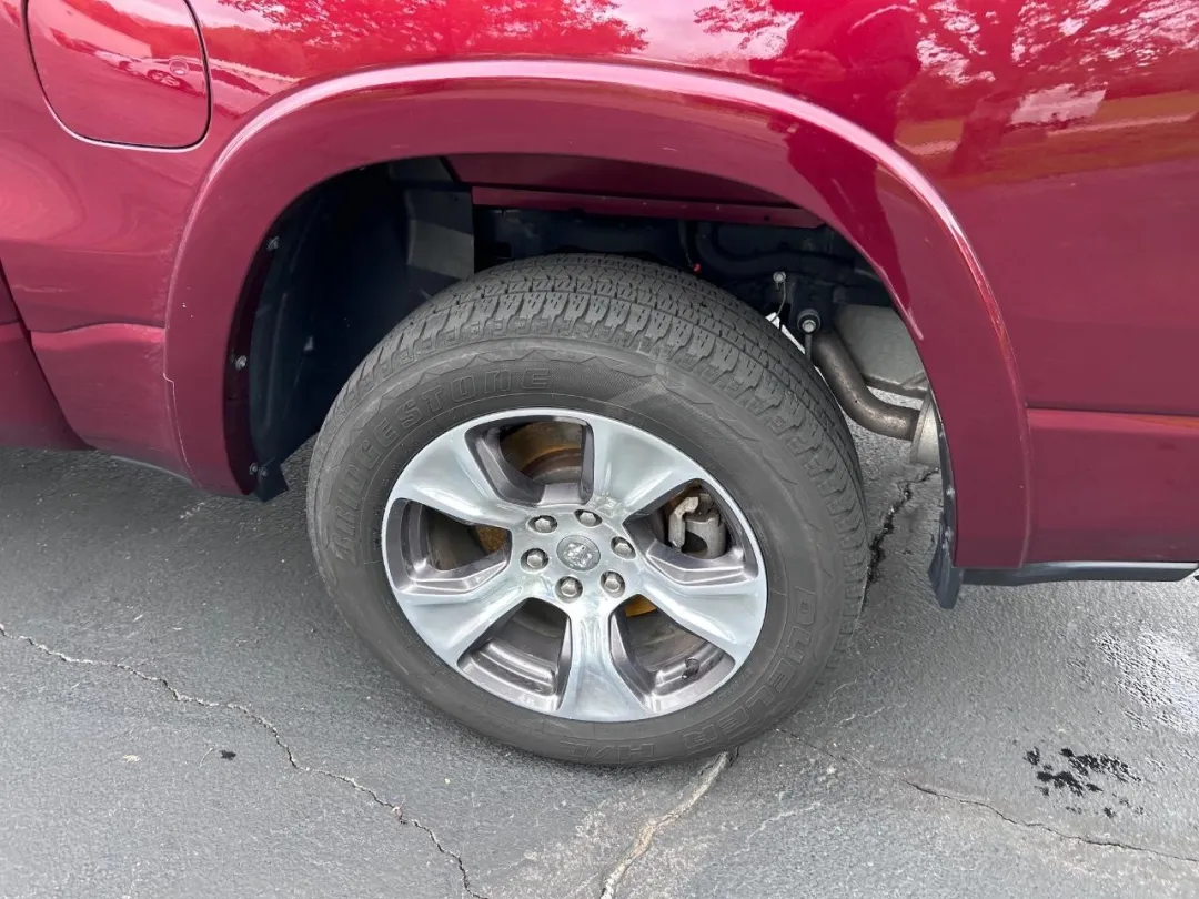2022 Ram 1500 - 1C6SRFJT3NN240641 - Image #5