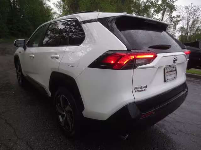 2022 Toyota RAV4 Prime - JTMAB3FV9ND088761 - Image #4