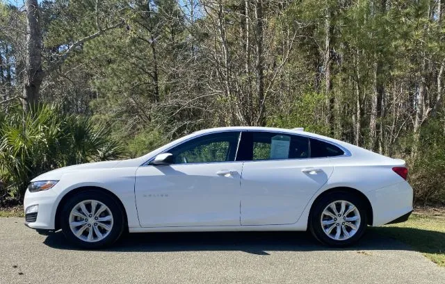 2023 Chevrolet Malibu - 1G1ZD5ST0PF168950 - Image #3