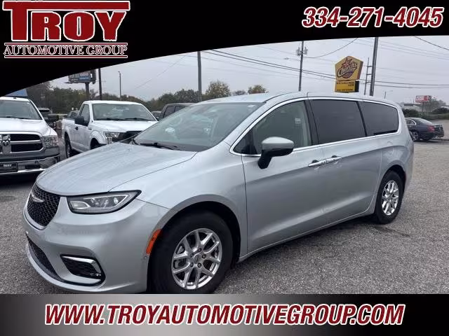 2023 Chrysler Pacifica - 2C4RC1BG9PR538890 - Image #3