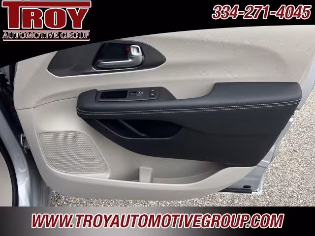 2023 Chrysler Pacifica - 2C4RC1BG9PR538890 - Image #33