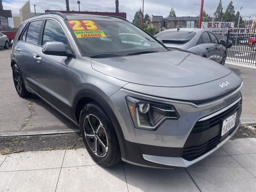 2023 Kia Niro - KNDCS3LFXP5090361 - Image #1