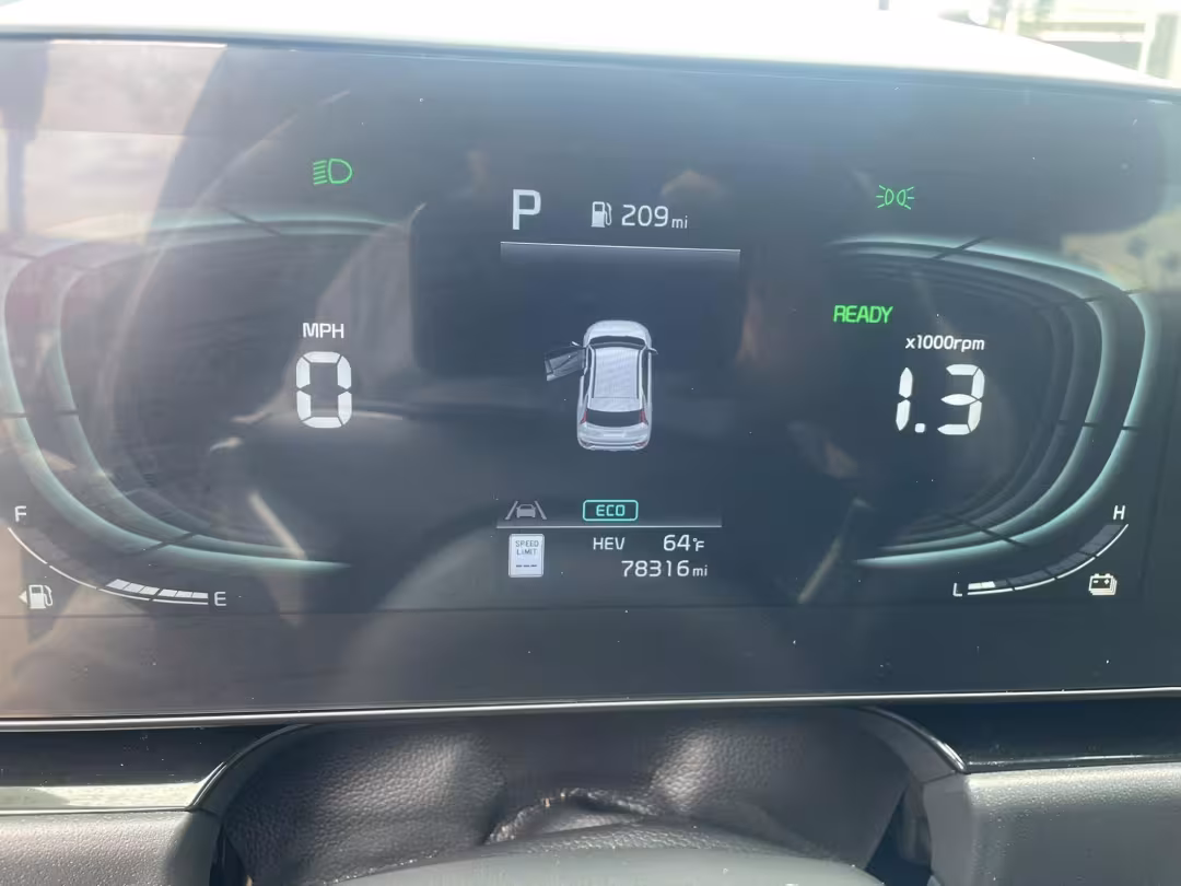 2023 Kia Niro - KNDCS3LFXP5090361 - Image #11
