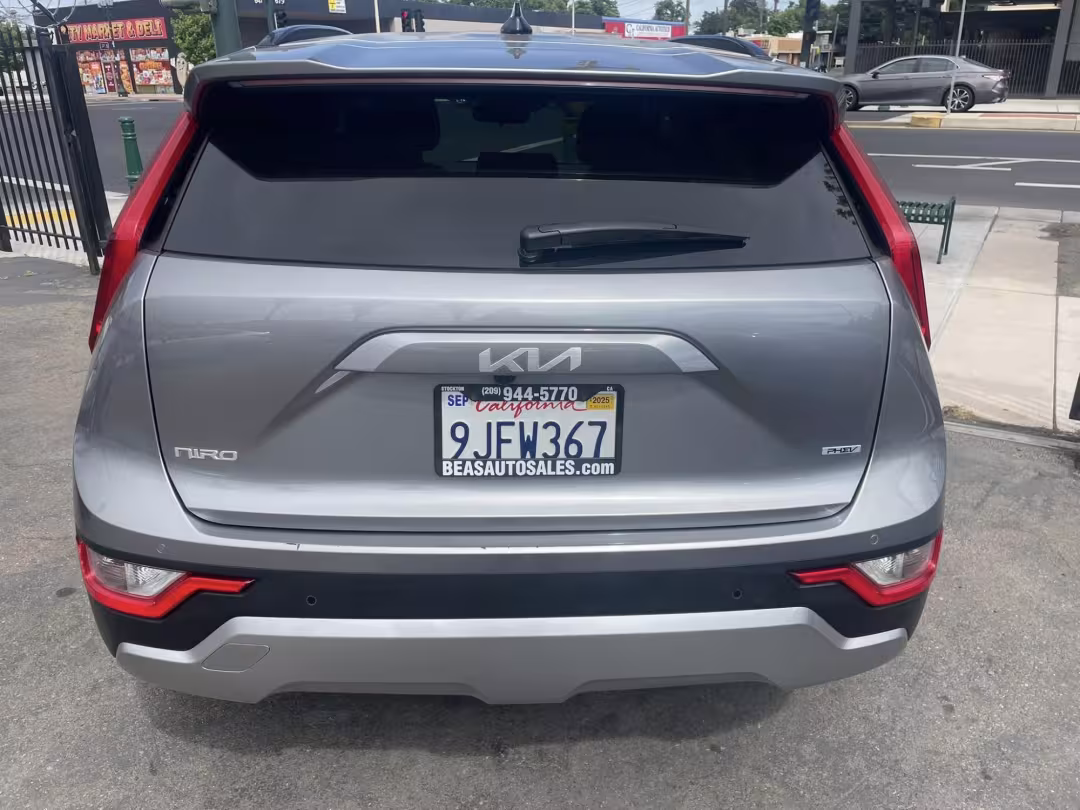 2023 Kia Niro - KNDCS3LFXP5090361 - Image #13