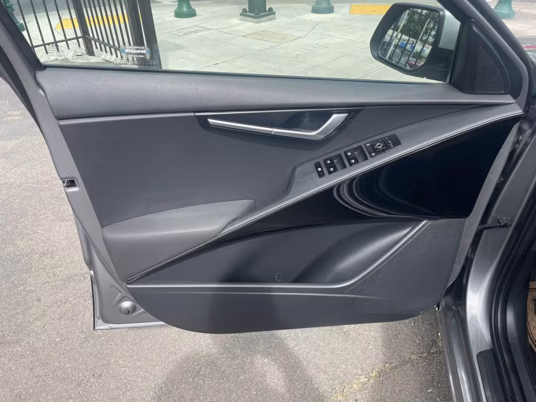 2023 Kia Niro - KNDCS3LFXP5090361 - Image #6