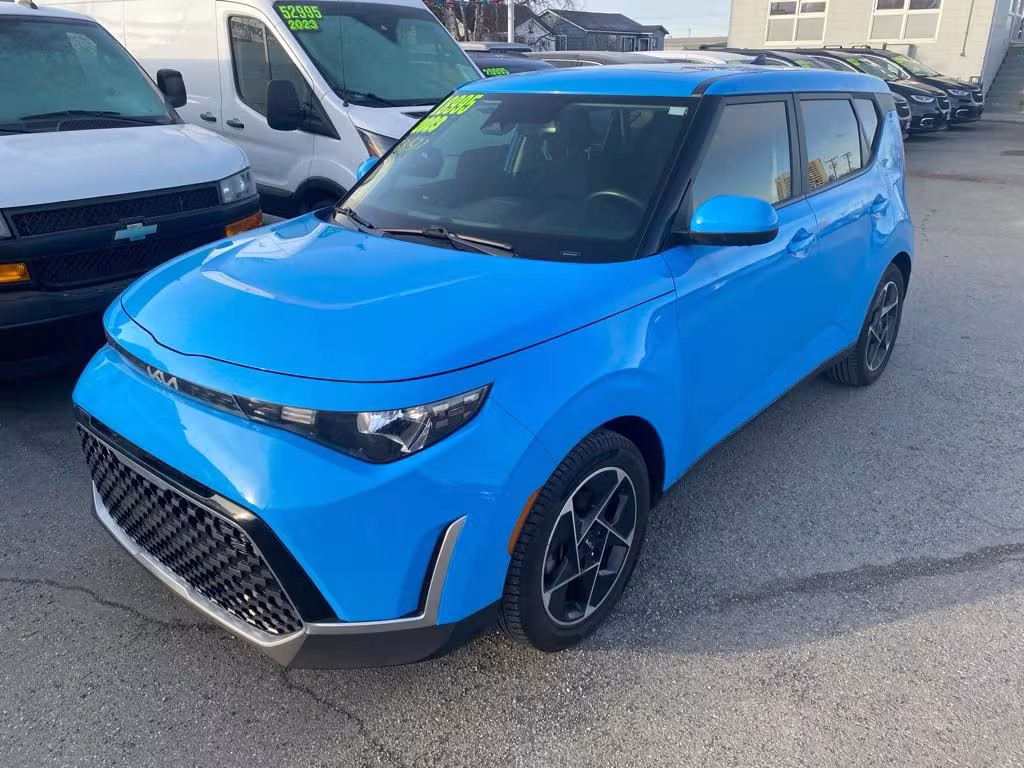 2023 Kia Soul - KNDJ33AU8P7189741 - Image #1