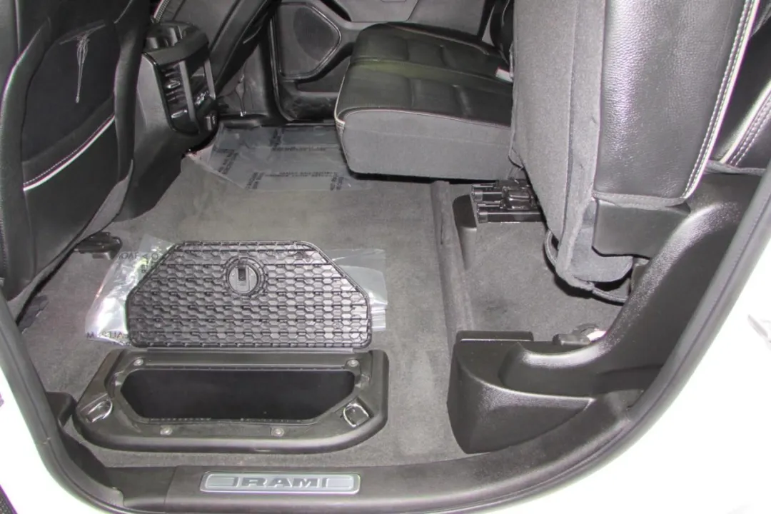 2023 Ram 1500 - 1C6SRFHT2PN615914 - Image #33