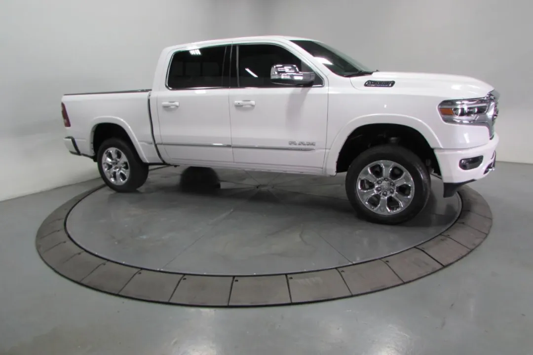 2023 Ram 1500 - 1C6SRFHT2PN615914 - Image #4