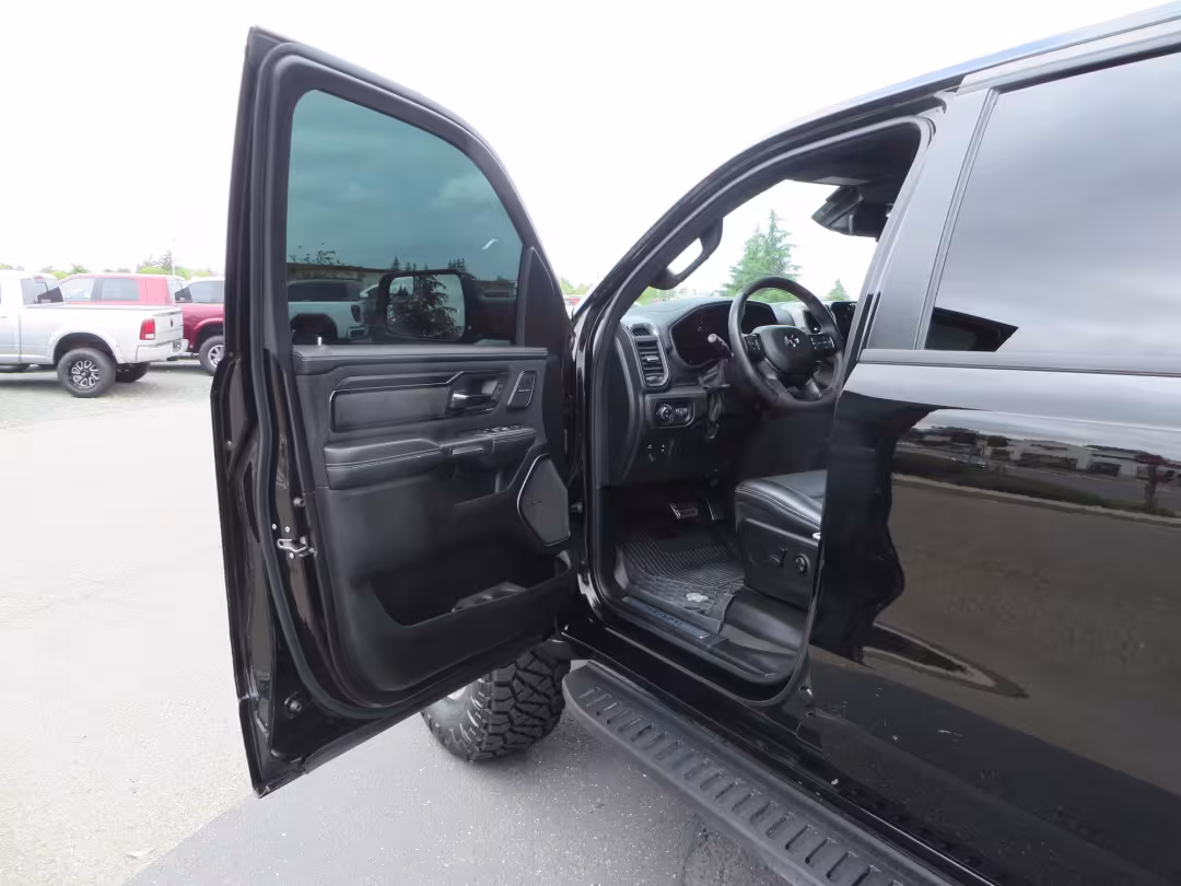 2023 Ram 1500 - 1C6SRFU92PN571987 - Image #13
